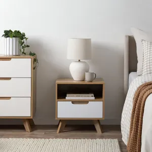 Chelsea Bedside Table Mocka
