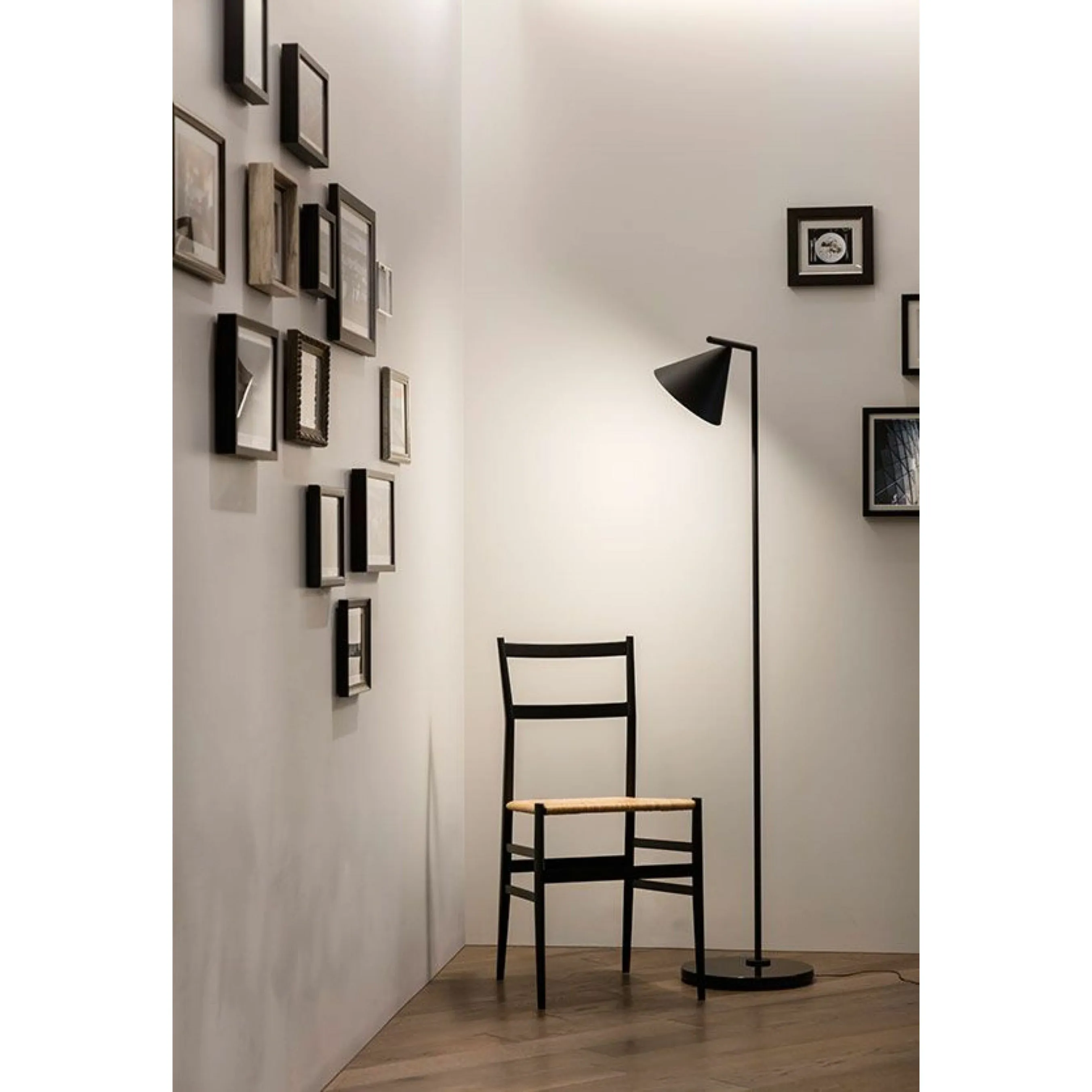 Flos Captain Flint Floor Lamp, Anthracite