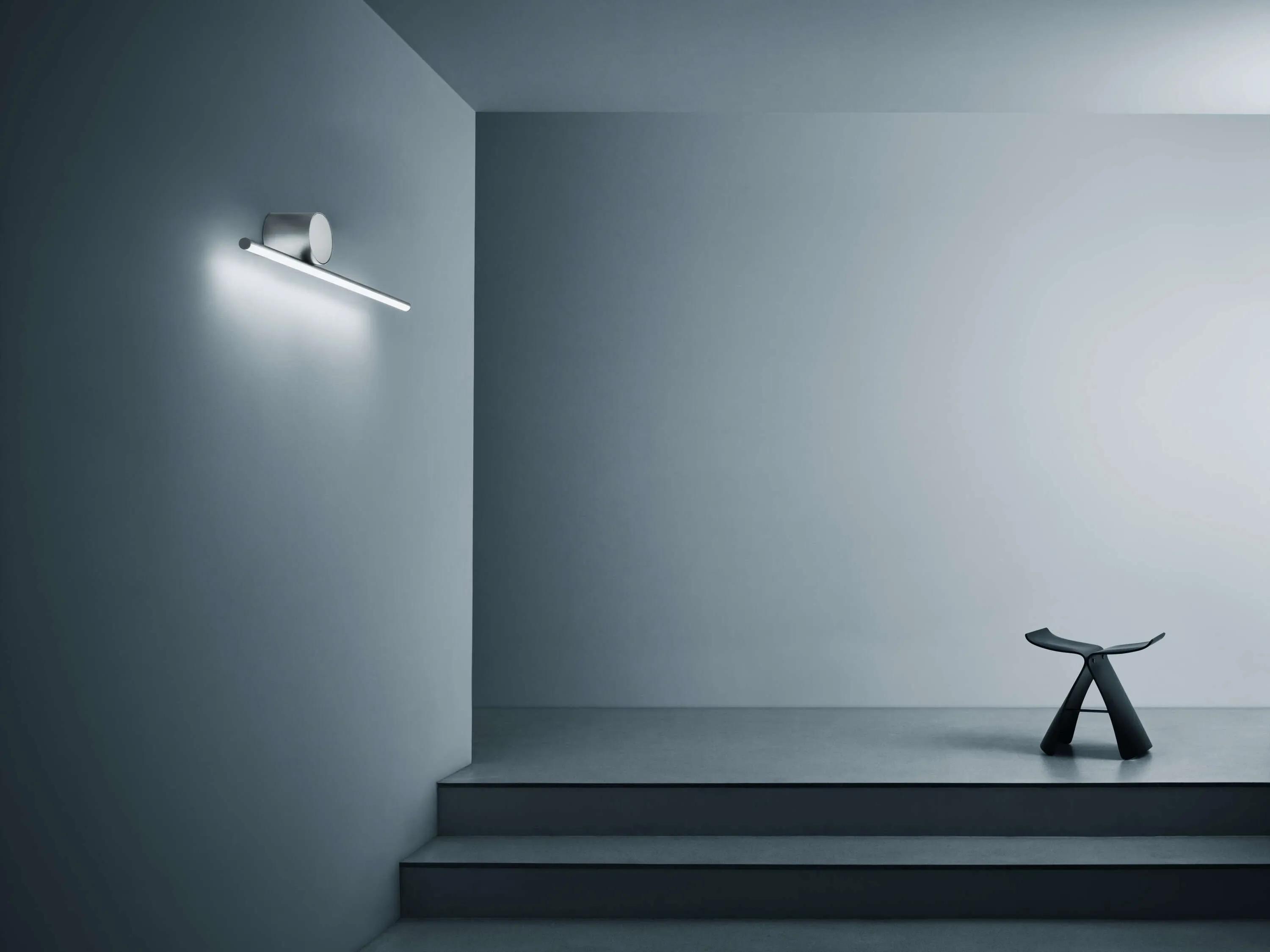 Flos Coordinates W1 Wall Lamp, Argent