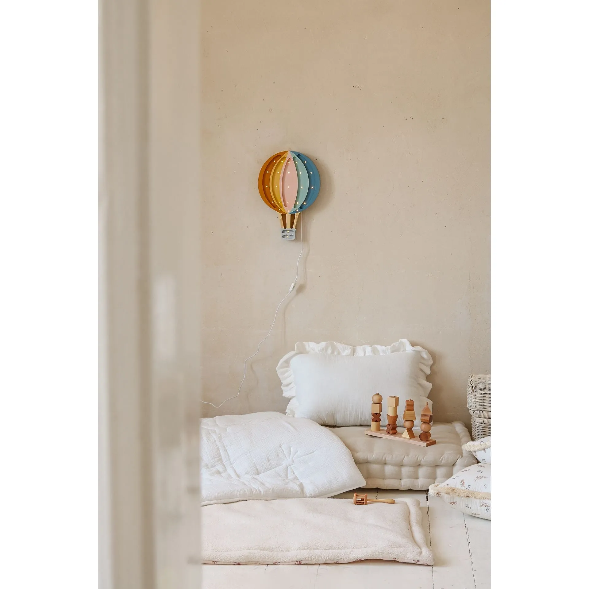 Little Lights Hot Air Balloon / Retro Rainbow Lamp (Pre-Order; Est. Delivery in 4-8 Weeks)