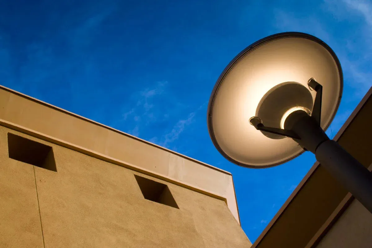 Louis Poulsen Kipp Post Class I 6746 Lumens 11.5 Cm Pole, Aluminium