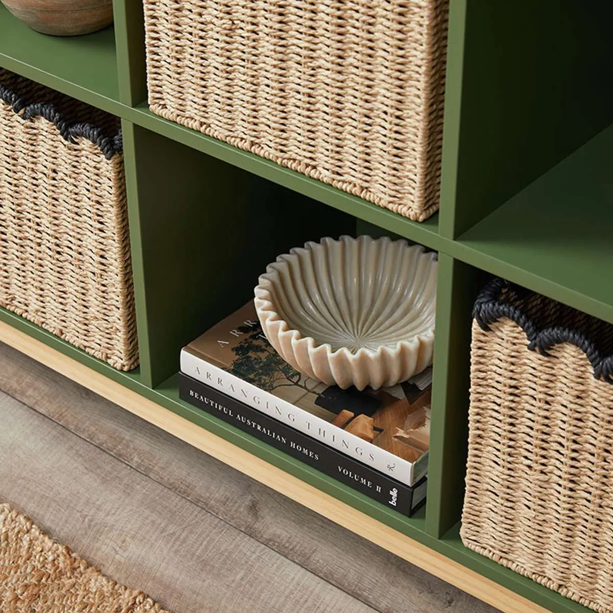 Scalloped Black Tip Cube Basket Mocka