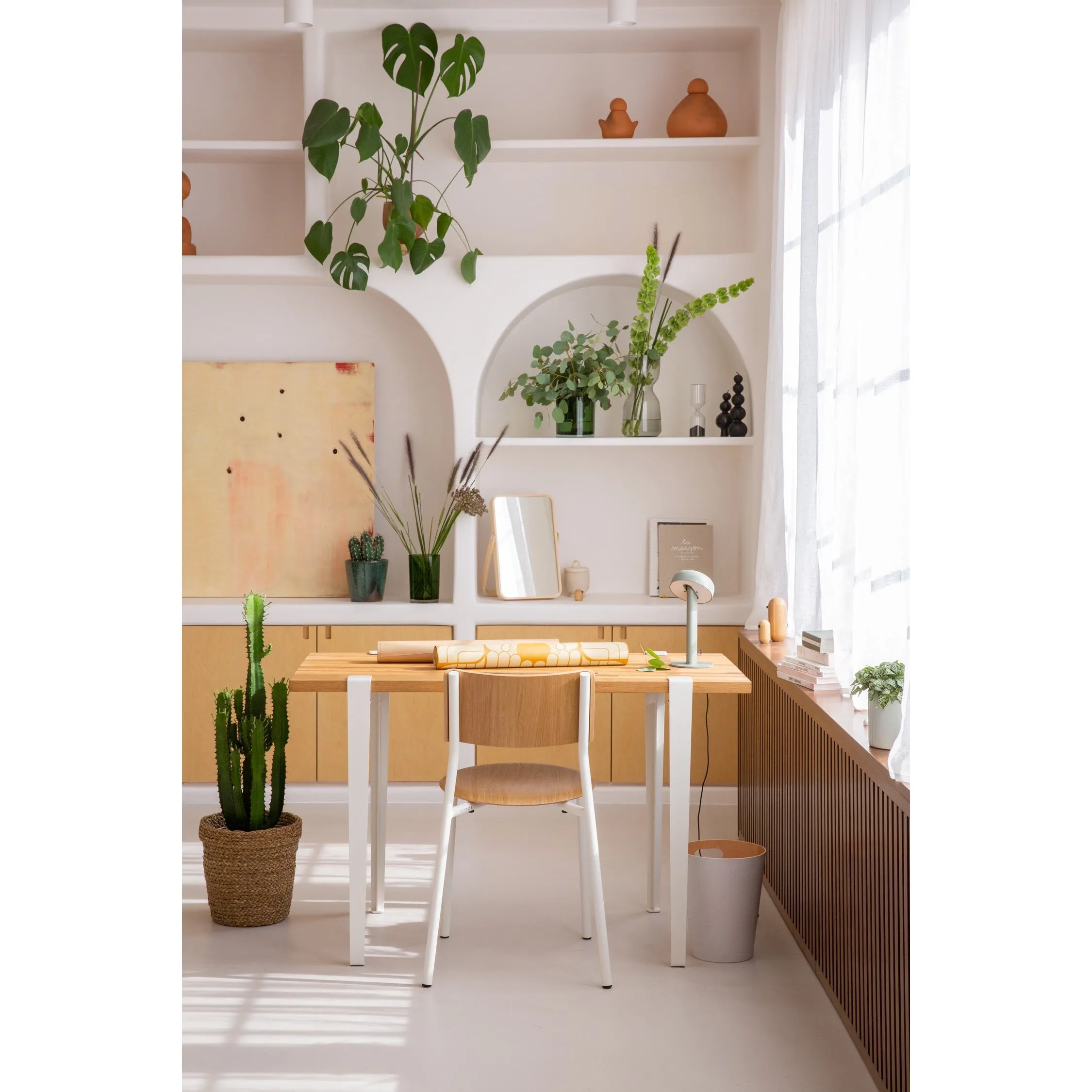 TIPTOE Table Lamp Ash Pink
