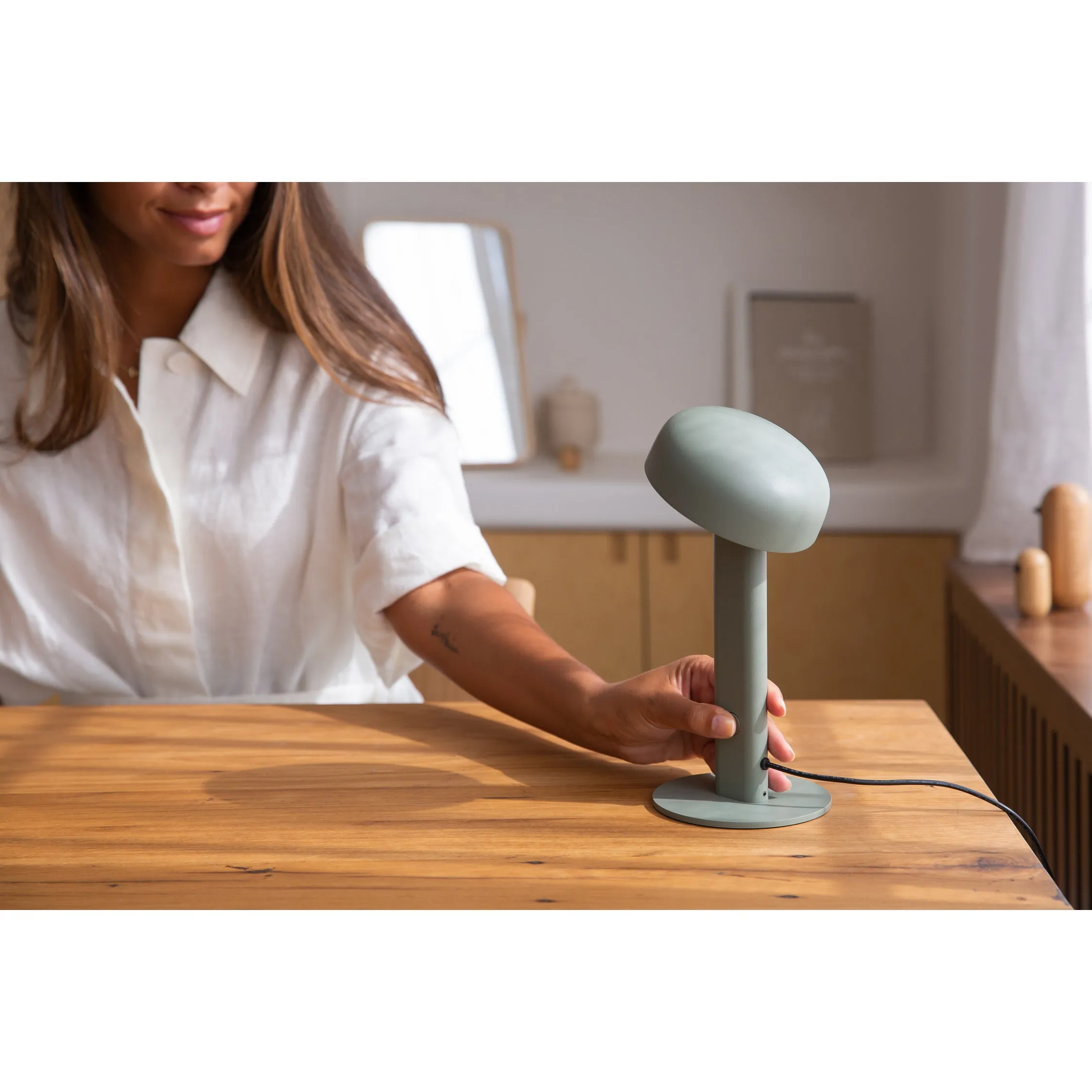 TIPTOE Table Lamp Ash Pink