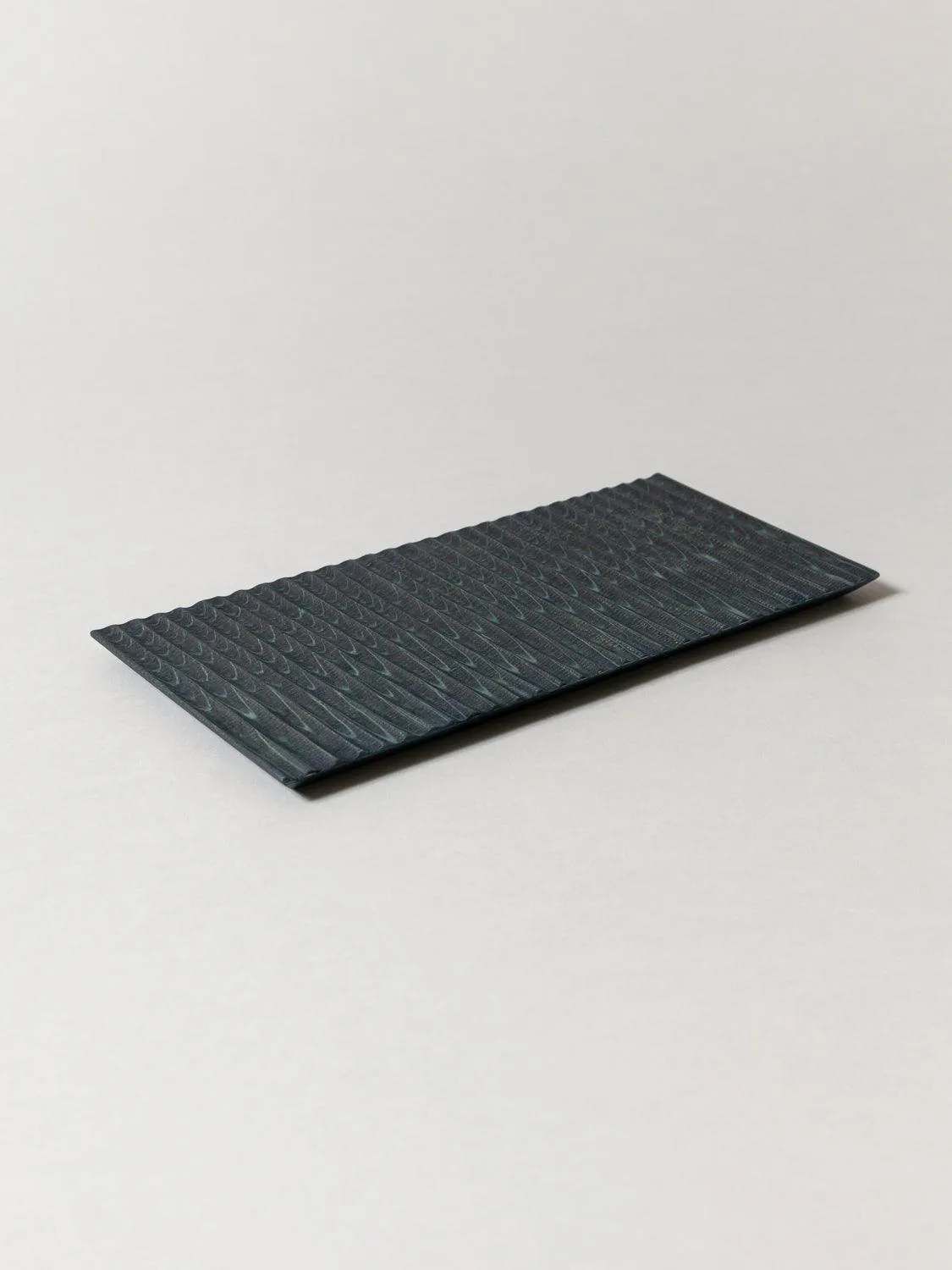 Tsuki-Jiri Indigo Oak Plate